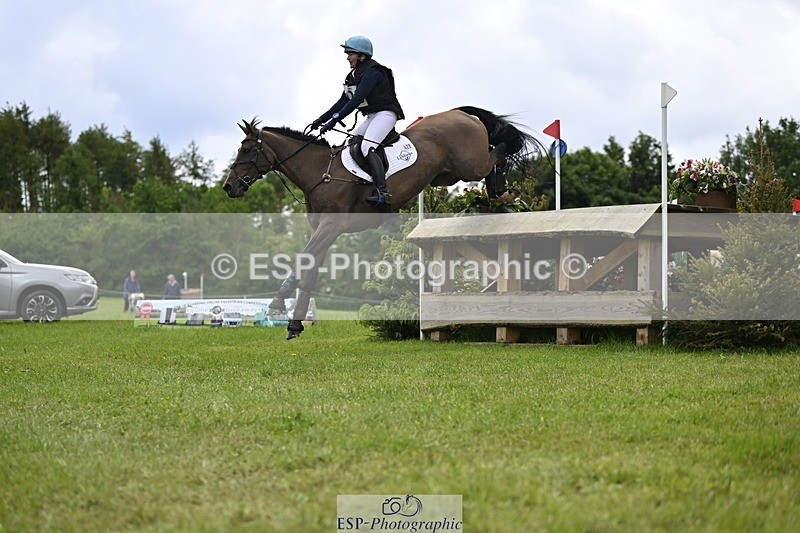 240526-115027-20882 - 428-COOLEY_SNAPCHAT-Selina_Milnes