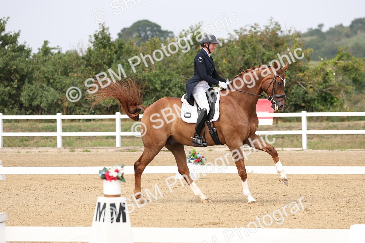 SBM_007198 - Class 9 - FEI INT I - 13.37-14.33