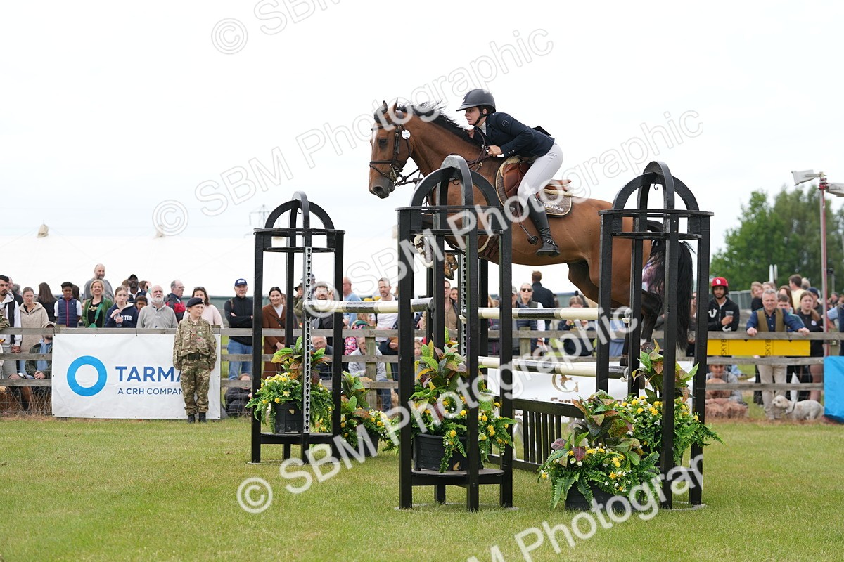 SBM_06470 - Class 202 - National 1.40m Open