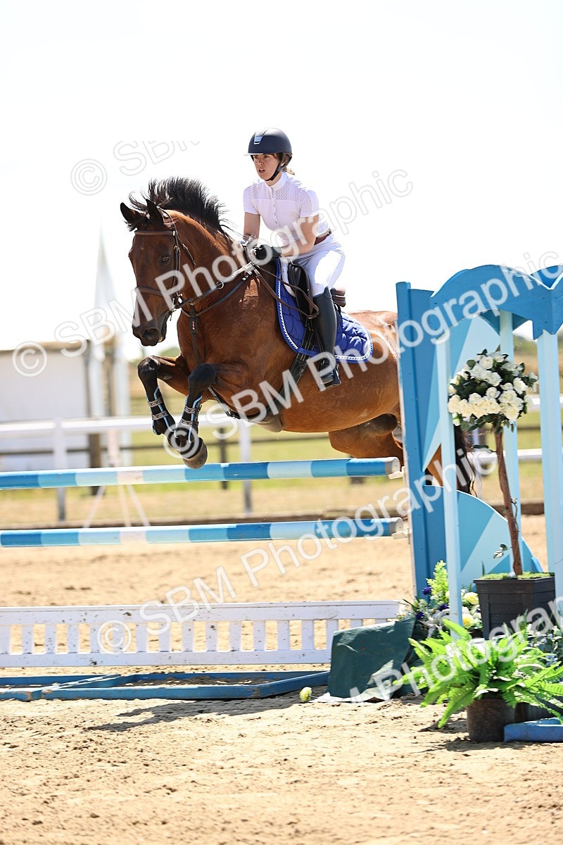 SBM_014842 - Class 15 - Senior Newcomers - 1.10m Open