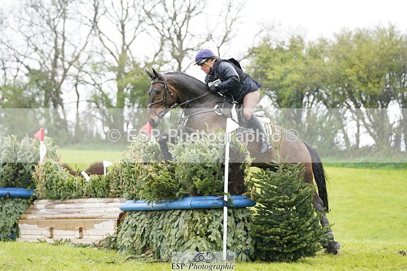 250418-134216-04577 - 265-Charlotte.Rowe-CELTIC.CROSS