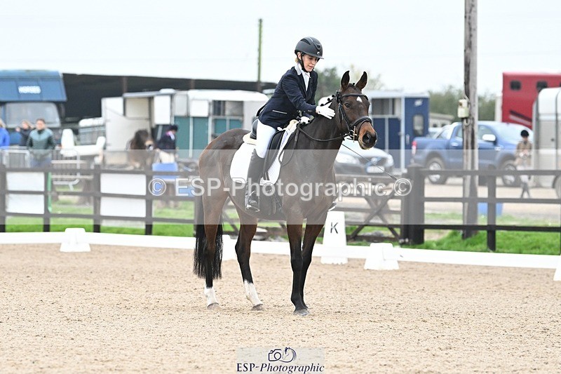 241103-090308-00106 - Intro 3 - 8.30 to 9.30