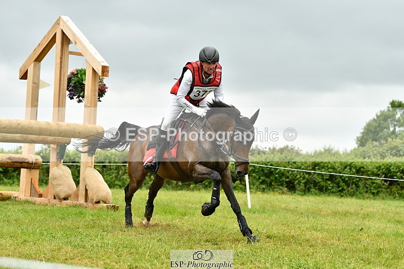 250524A-132128-10548 - B-373-Ben.Lee.Liles-FINCH.FANCY