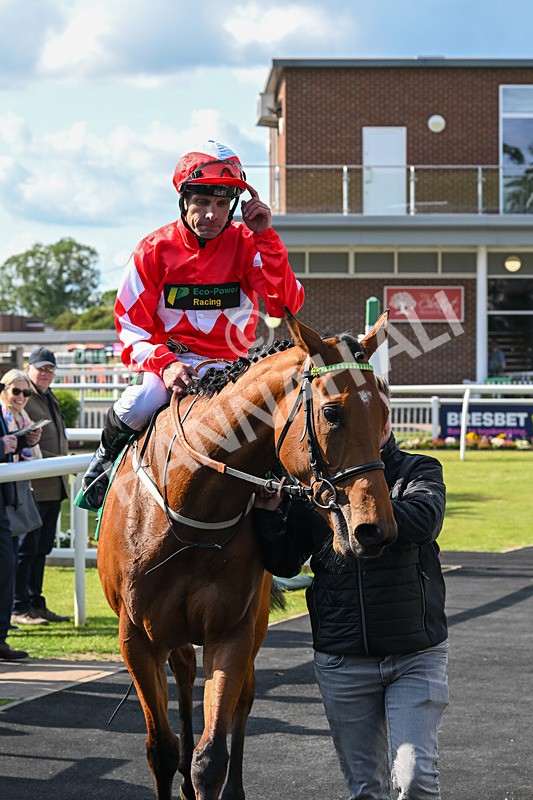 060625-Race 7-Lorna B-5560 - Race 7