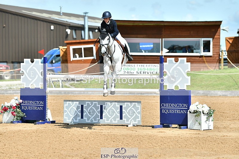 230720A-111321-02112 - Cls 5, 2 Star Medium 1.35m