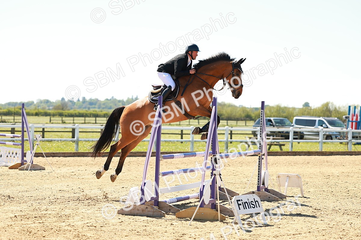 SBM_001462 - Class 4 - Senior Newcomers 1.10m