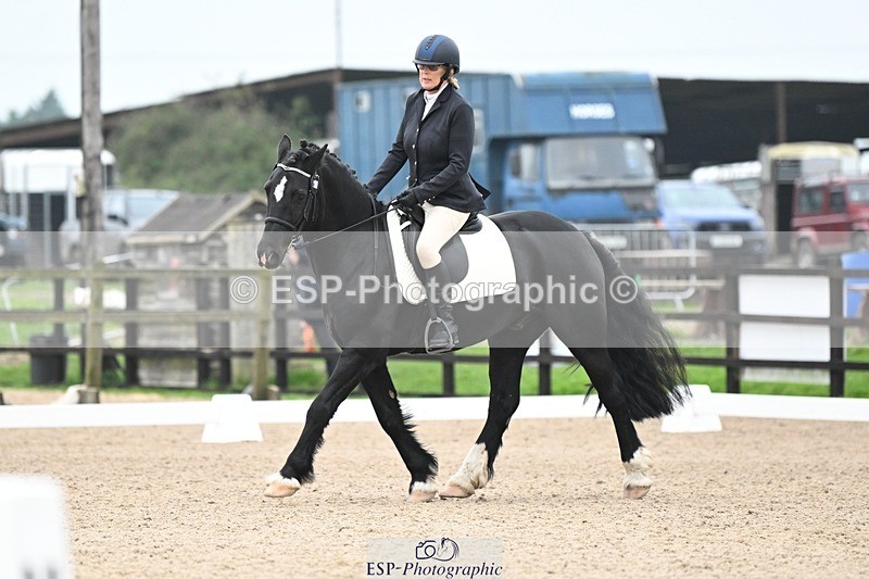 241103-094818-00206 - Intro 3 - 9.40 to 10.40