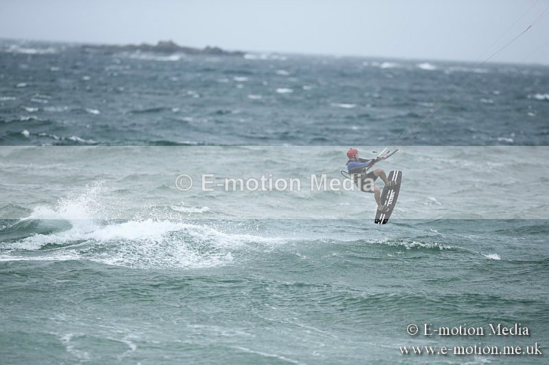 KS 150913-5 - Kite Surfing