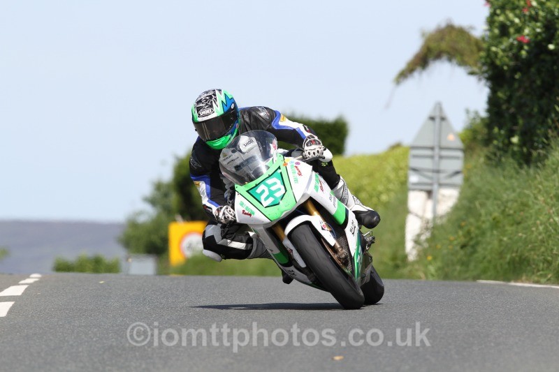 Michael Sweeney Kawasaki / Kiely Heating - Bikenation Lightweight TT