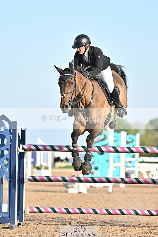 240511A-185946-15822 - Cls 39 Chard Equ Derby