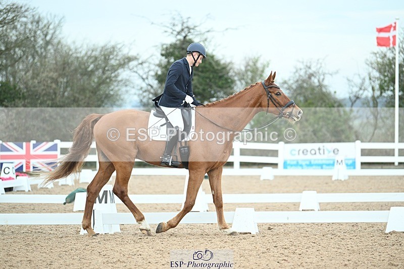 250403-085315-00452 - 034-Alejandro.Farina-Davian.Hit