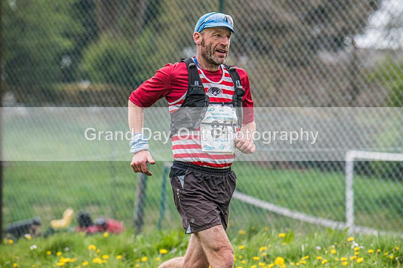 3 Peaks Finish-2061 - The 3 Peaks Race Saturday 26th April 2025 - The Finish