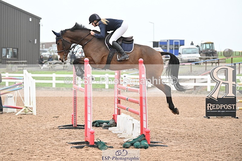 241102A-123219-04577 - SAT Cls 15 Foxhunter and 1.20m Open