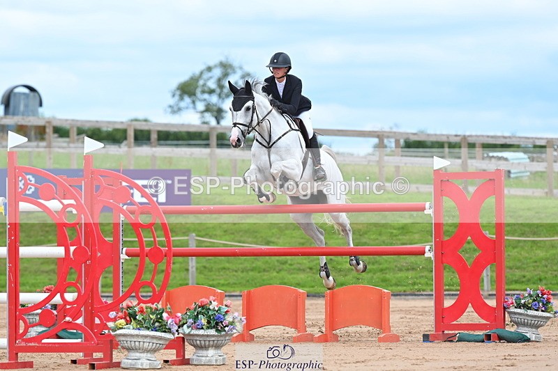 230721A-152608-07225 - Cls 10, 2 Star Big 1.45m Start to break