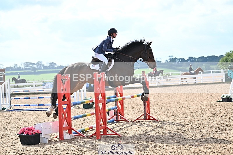 241004A-125131-02115 - Fri 09 95cm Amateur Quals