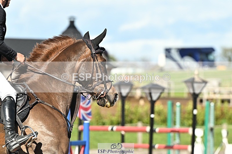 250416-153212-01783 - Cls 6 Foxhunter and 1.20m