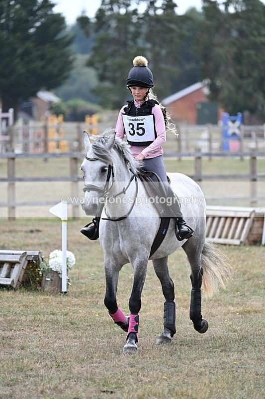 WJ7_1199 - XC Time 11:23 to 11:40