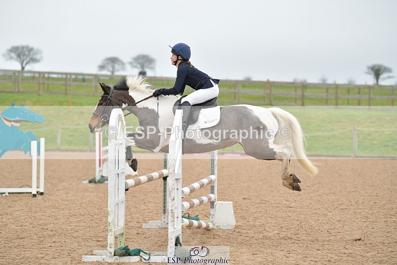 240128A-124226-00975 - Cls 16+17 Club and Schools 80cm