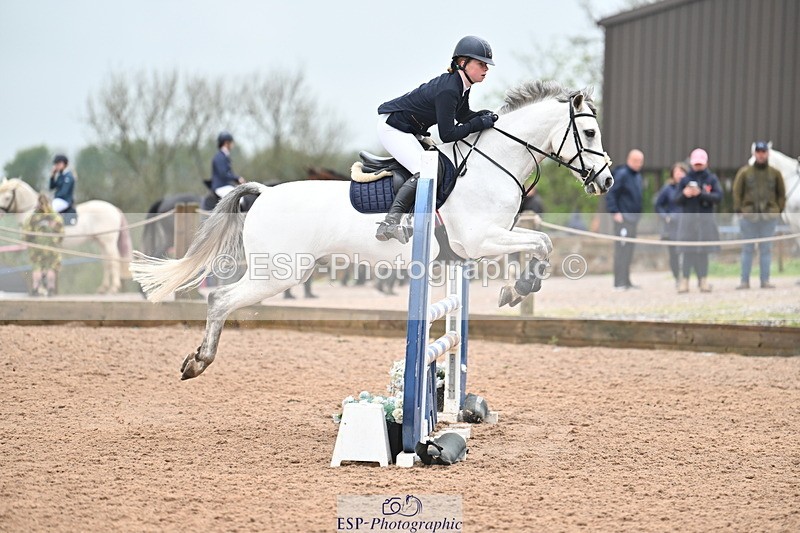 240505A-113859-04937 - Cls 3  Pony Discovery & 90cm Open