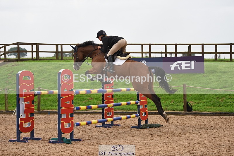 230916A-103724-03855 - Cls 14 Snr Foxhunter