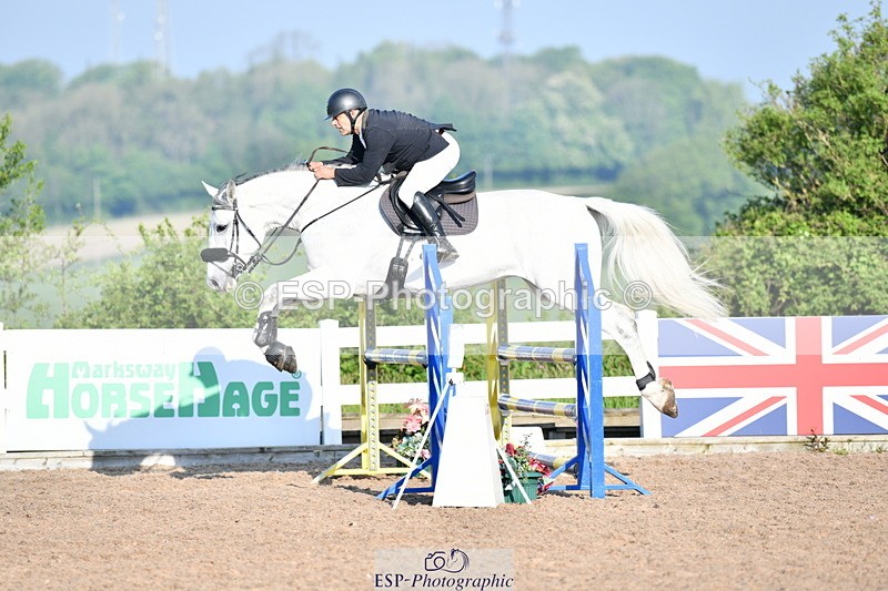 240512A-081539-16803 - Cls 39 British Novice and 90cm Open