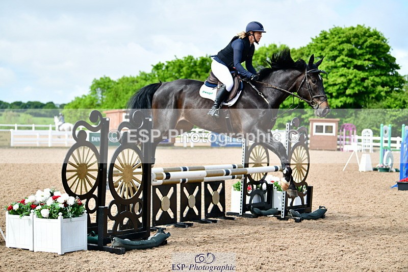 240526A-094017-07138 - Cls 32 British Novice and 90cm Open