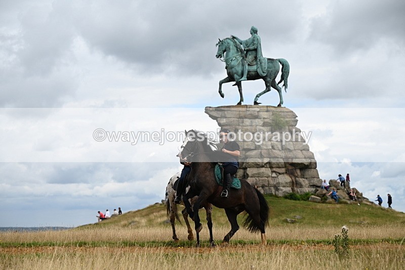 DSC_7190 - Time at Statue 12:45 to 13:15