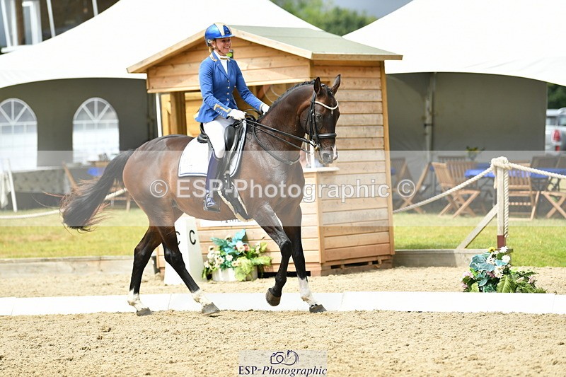 250718A-140142-01958 - 038-Natasha.Collings-Costello-Dovevale.Tender.Dove