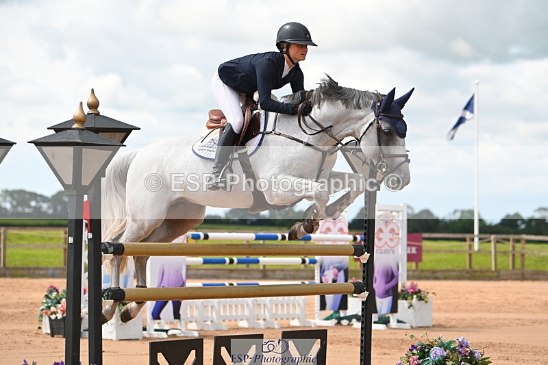 230721A-110905-05566 - Cls 6, 2 Star Medium 1.35m