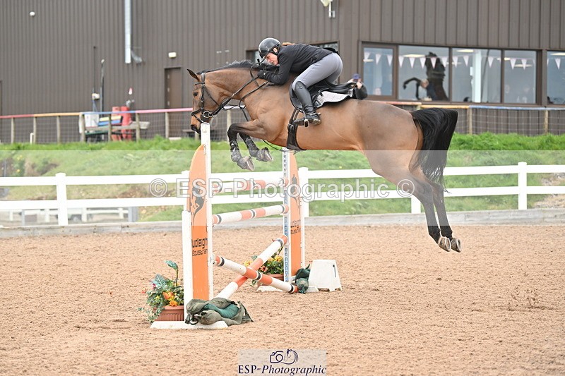 240406A-155634-04283 - Cls 17 National 1.30m Open