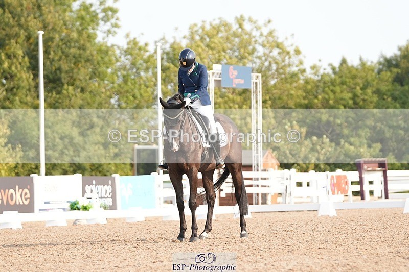 250817-083825-07288 - 144-Hayley.JamesKingstone-W