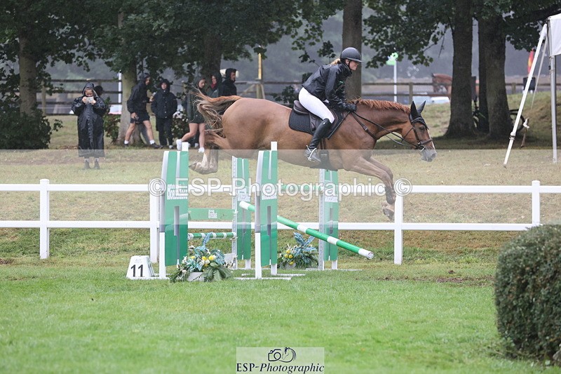 250830A-161002-07435 - Cls 17 Snr Foxhunter