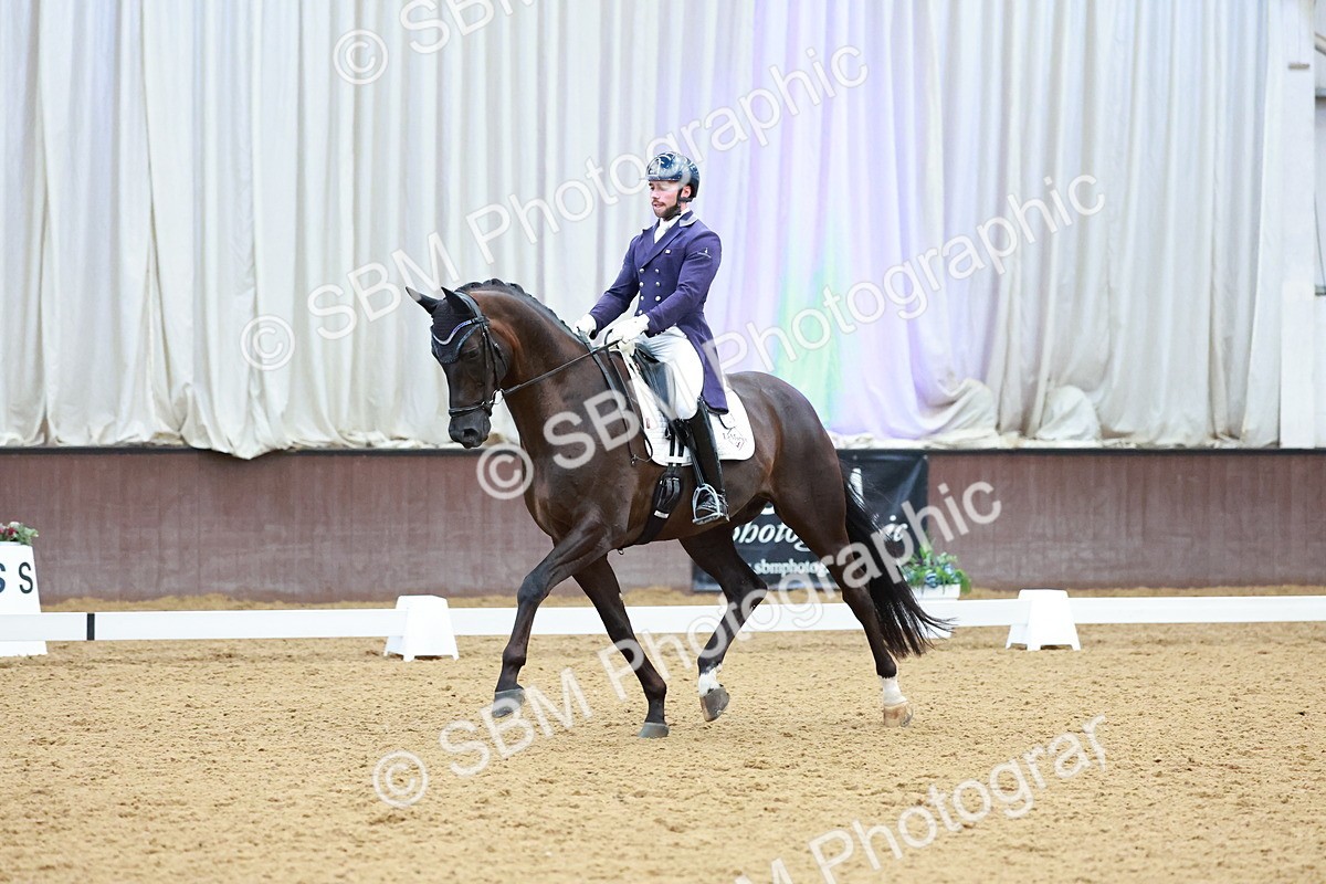 SBM_007811 - Class 9 - FEI INT II - 16.54.17.57