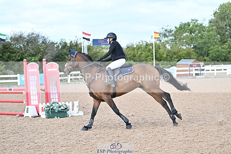 241004A-114402-01645 - Fri 08 85cm Amateur Quals