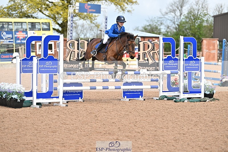 240506A-111029-08441 - Cls 3  Pony Discovery & 90cm Open