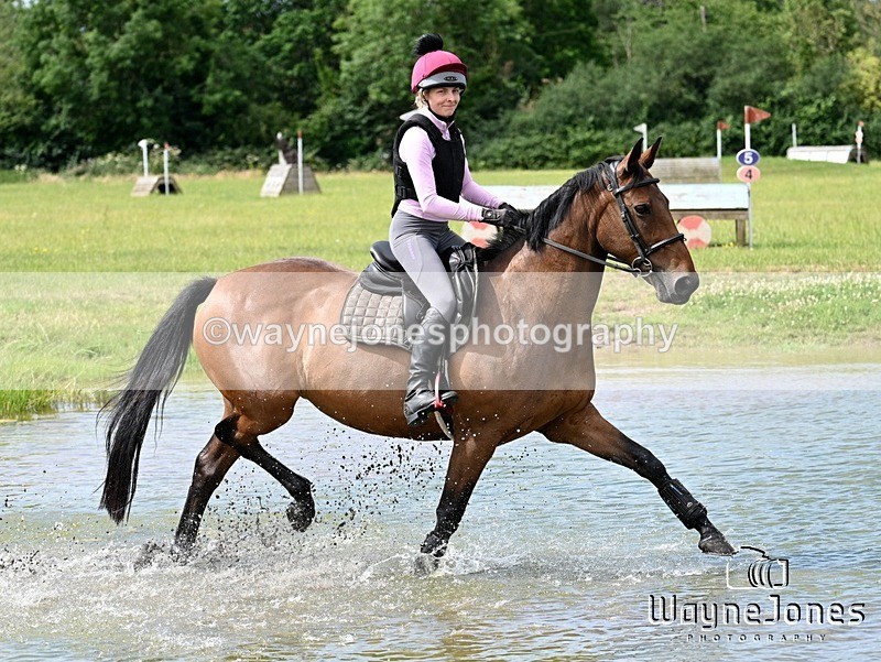 WJ7_8876 - Kellie Jade Ellie XC training with Kelly Harris 28-06-26