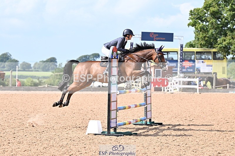 240828A-140641-00794 - Cls 4 Snr Newcomers and 1.10m Open