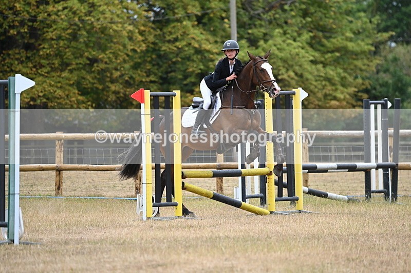 WJ6_0598 - Class 14 Intermediate Jumping 75cm