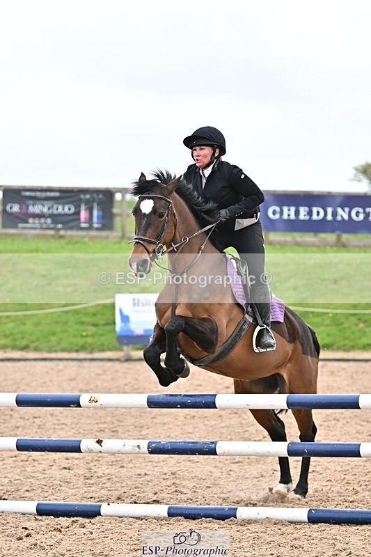 250414-112215-00478 - 90cm Round 1