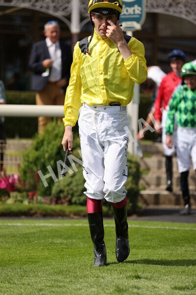 yr08072022r4-2 - Race 4 3.50pm William Hill Pick Your Places Stakes