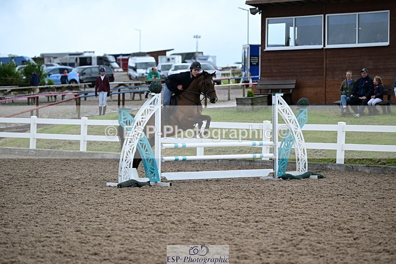 240608A-090441-00002 - Cls 8 Pony British Novice and 80cm Open