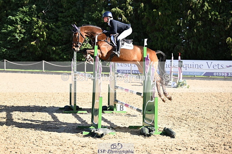 251024A-125042-10488 - C-239-Ellie.Townend