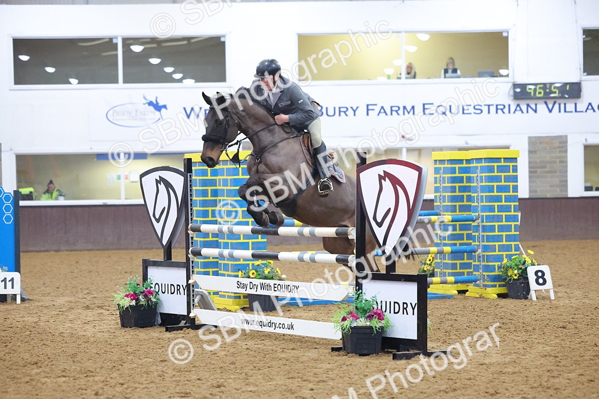 SBM_008831 - Class 22  - Senior Newcomers/ 1.10m Open - First Round (1.10m)