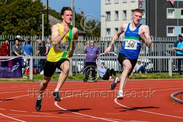 Age25SAT-926610 - Track Male