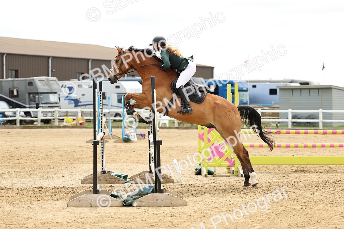 SBM_005474 - Class 17 - Senior Discovery - 1.00m