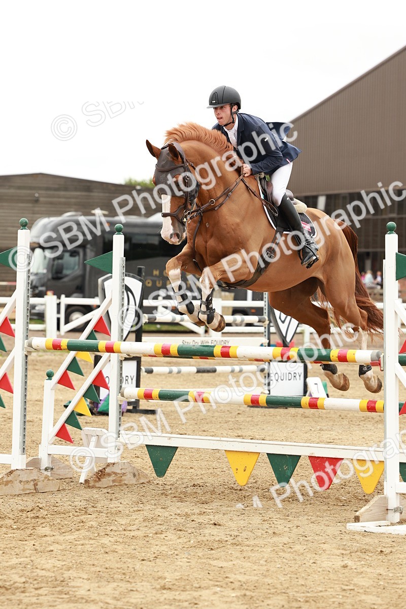 1I0A8057 - Class 5 - Senior Foxhunter 1.20m