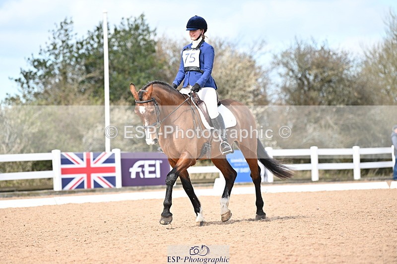 240324A-121846-02211 - Novice 28, 12.15 to 13.00