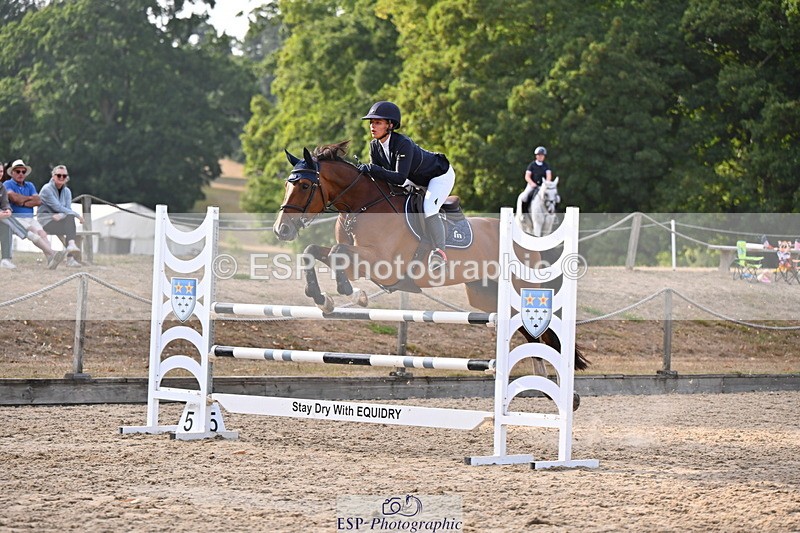 250817A-174251-05271 - Cls 24 Snr Foxhunter