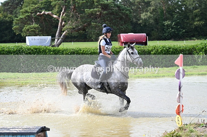 WJ7_1147 - Time 12:02 to 12:30