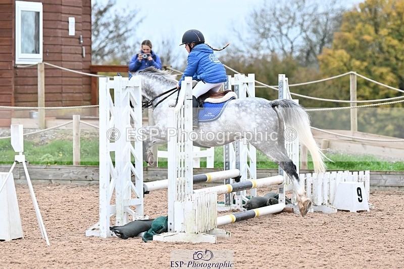 241116X-083859-00320 - Clear Round